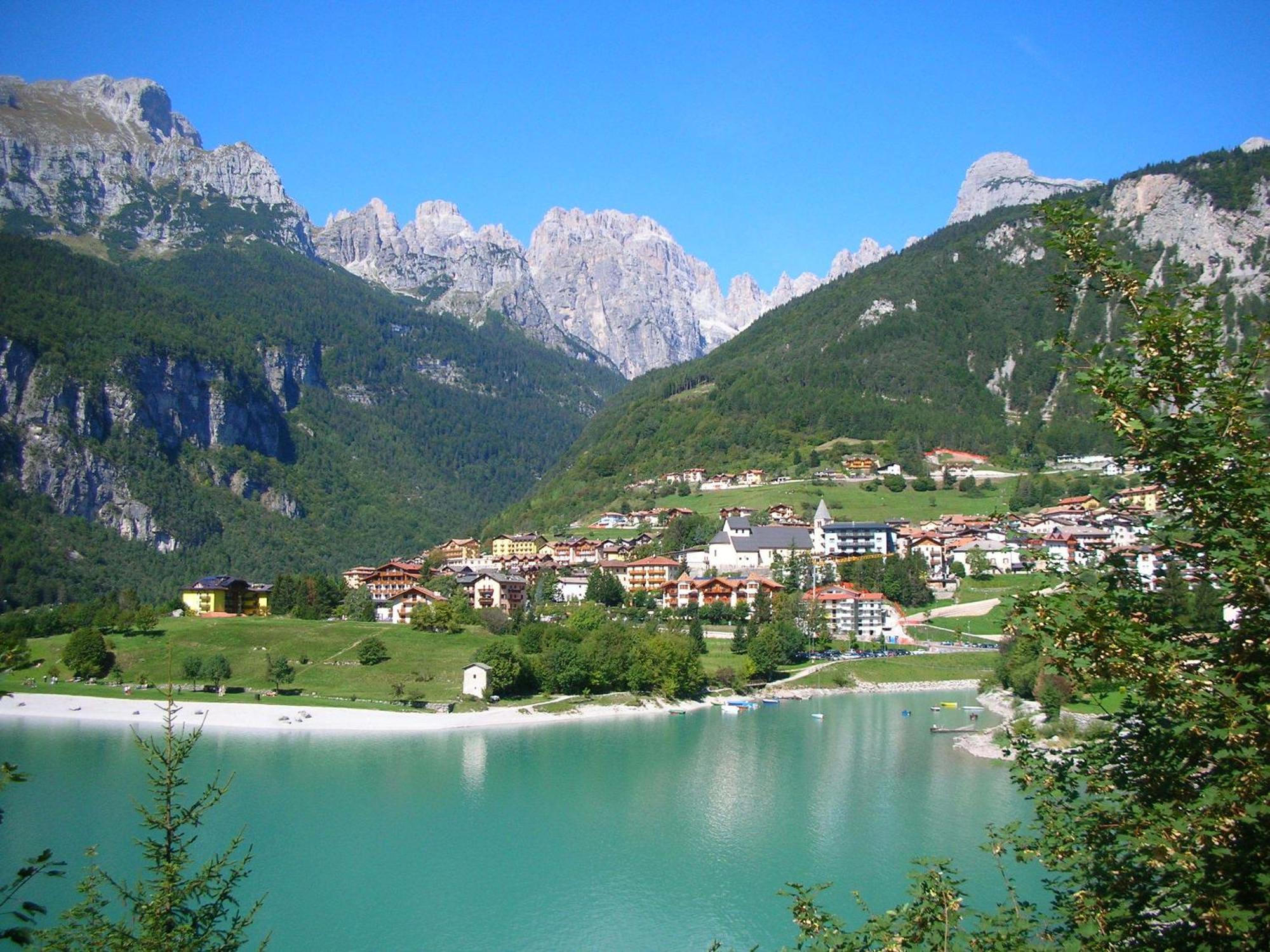 Garni Lago Alpino Molveno Ngoại thất bức ảnh